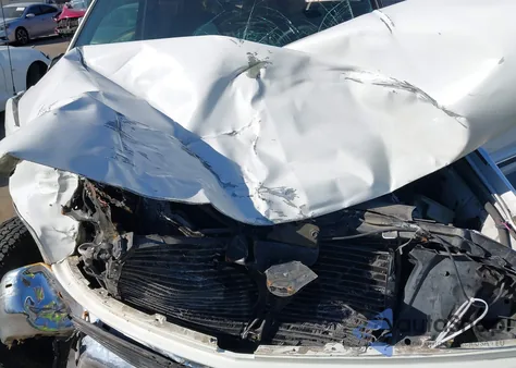 1993 GMC Suburban K1500 z USA, uszkodzony, nr VIN 1GKFK16K0PJ725870